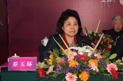 6-来自北京协和医院的谷春霞、黄荣丽、杨秀玉教授，同济医学院的郝福荣教授，郑大一附院的乔玉环教授等权威妇科专家作精彩的学术报告